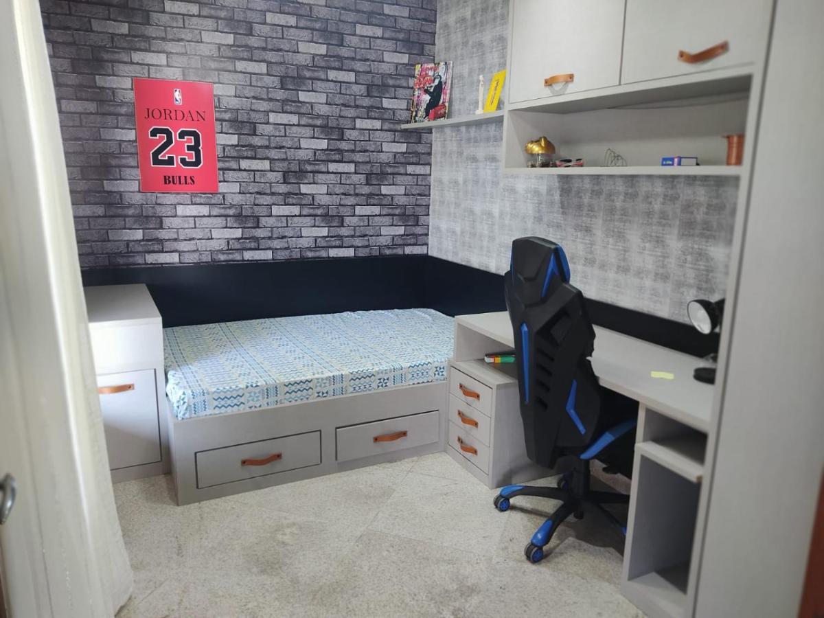 Linda Casa Com Piscina Em Interlagos Vila Velha Es Villa Luaran gambar