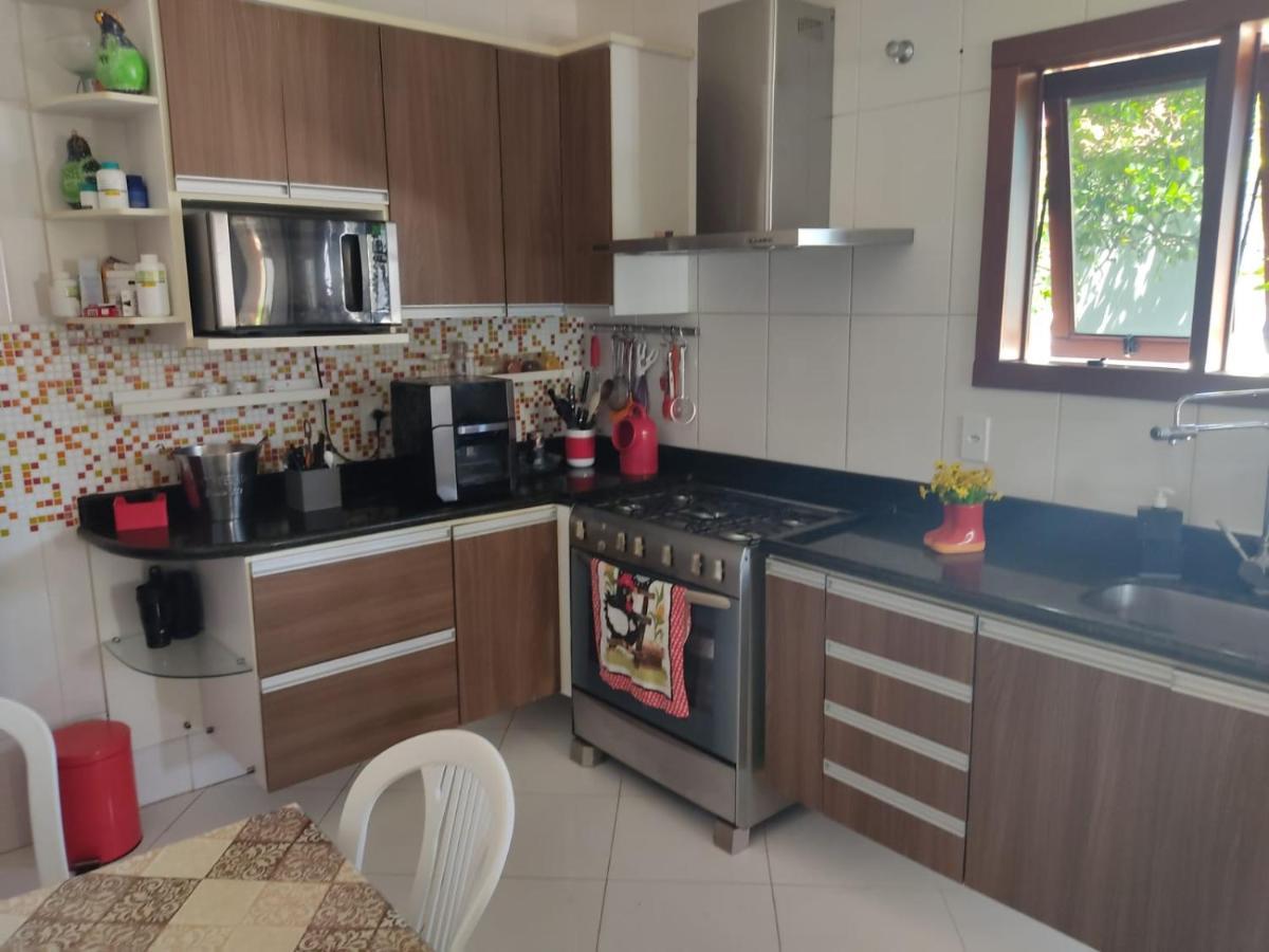 Linda Casa Com Piscina Em Interlagos Vila Velha Es Villa Luaran gambar