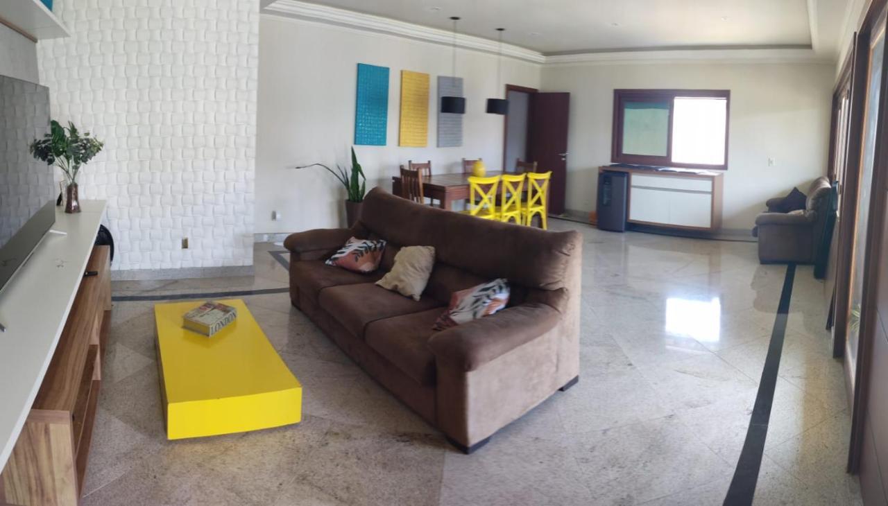 Linda Casa Com Piscina Em Interlagos Vila Velha Es Villa Luaran gambar