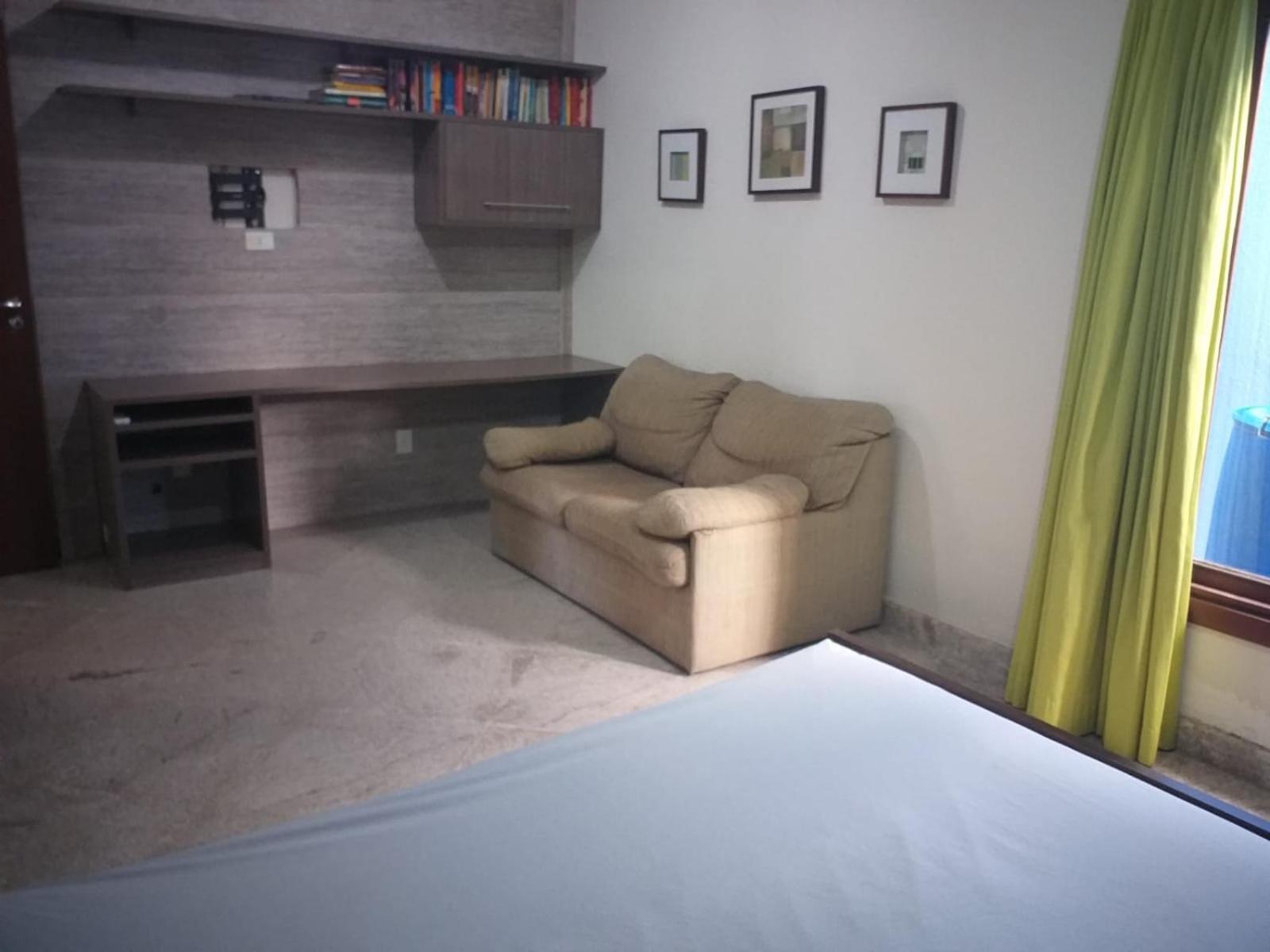 Linda Casa Com Piscina Em Interlagos Vila Velha Es Villa Luaran gambar