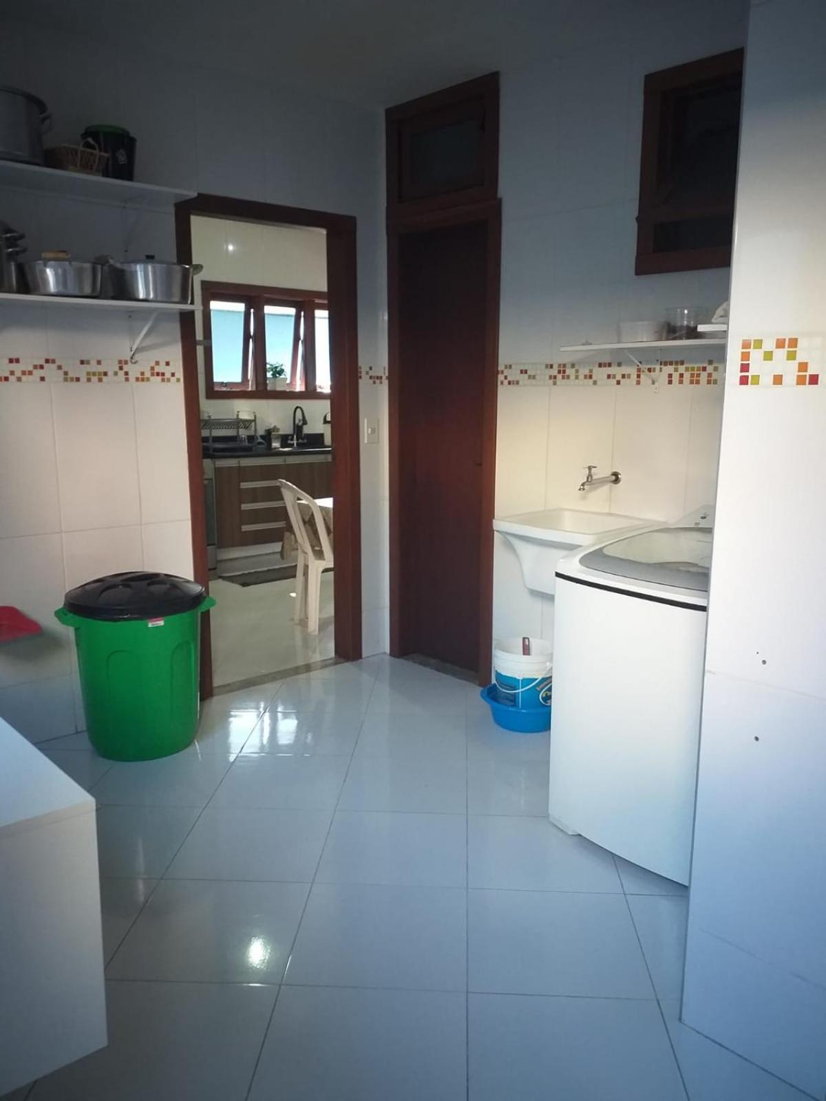Linda Casa Com Piscina Em Interlagos Vila Velha Es Villa Luaran gambar