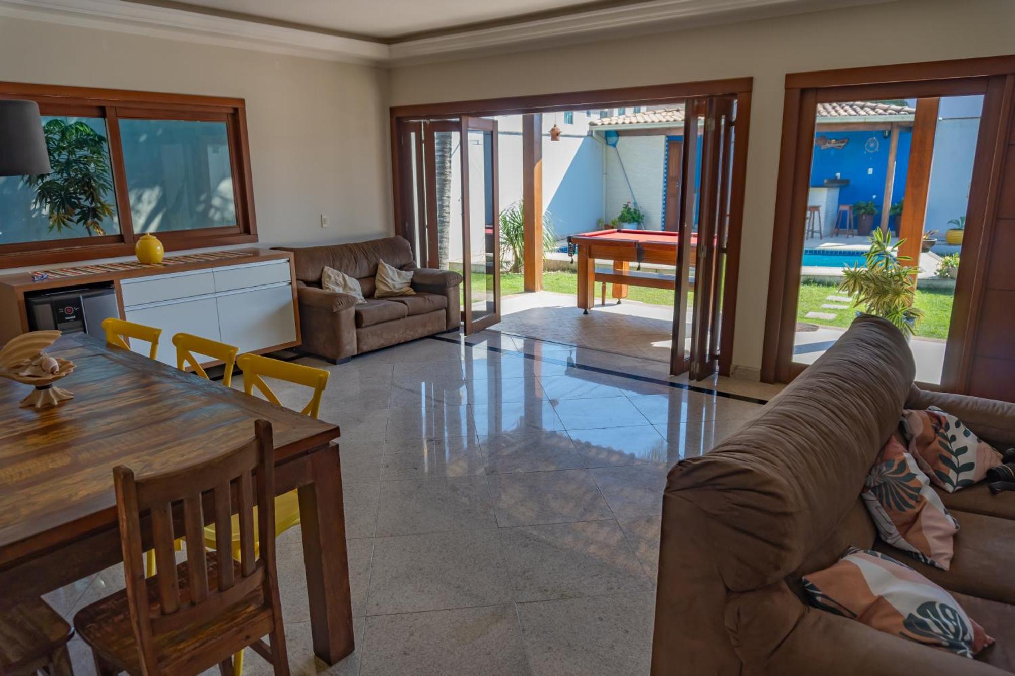 Linda Casa Com Piscina Em Interlagos Vila Velha Es Villa Luaran gambar