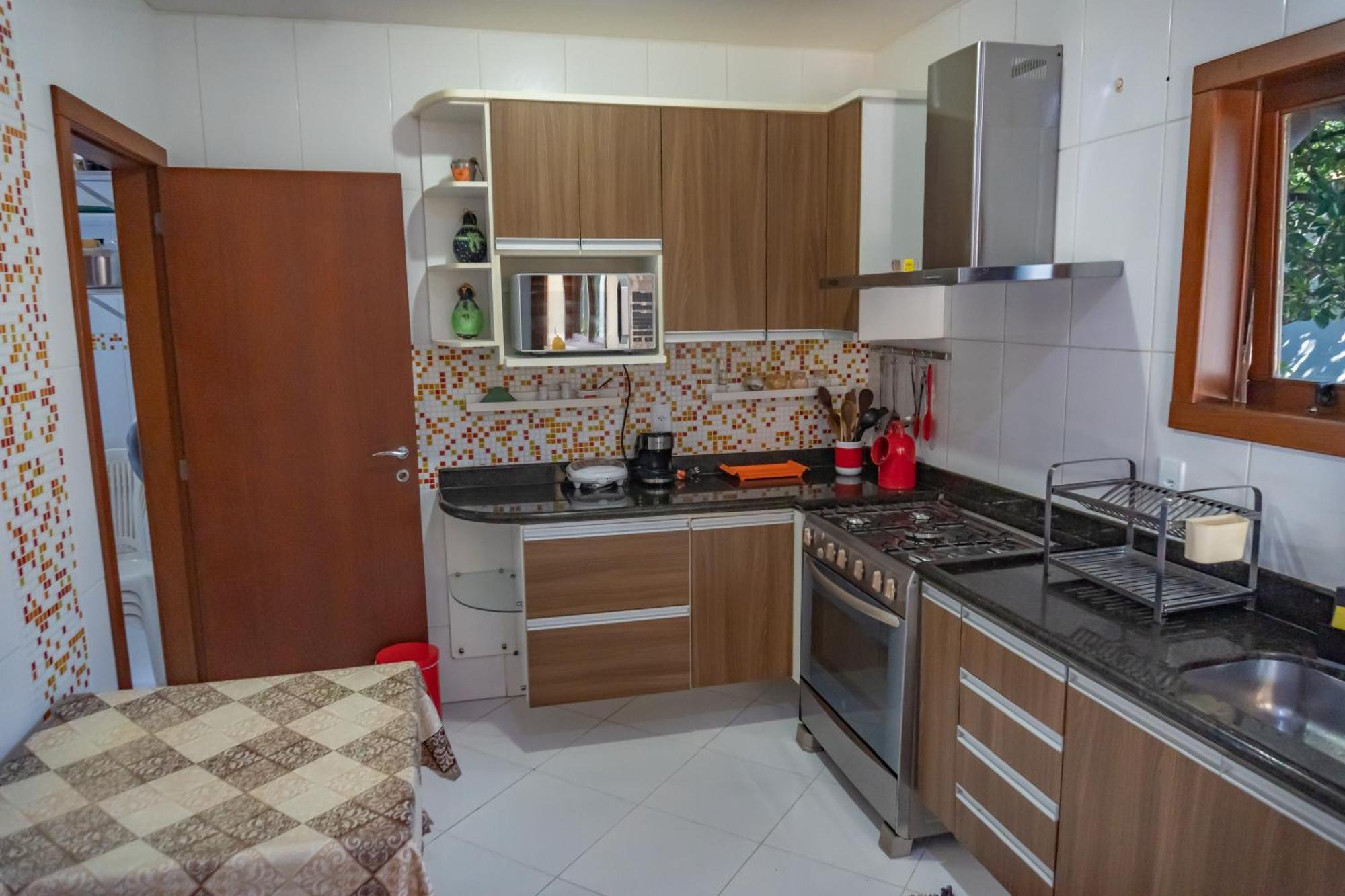 Linda Casa Com Piscina Em Interlagos Vila Velha Es Villa Luaran gambar